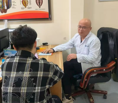 株洲市|男科医师高朋磊：守护男性健康，专业男科诊疗